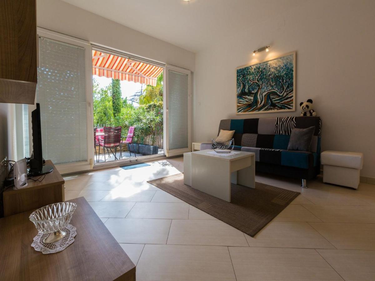 Apartment Villa Sara Dramalj Eksteriør billede